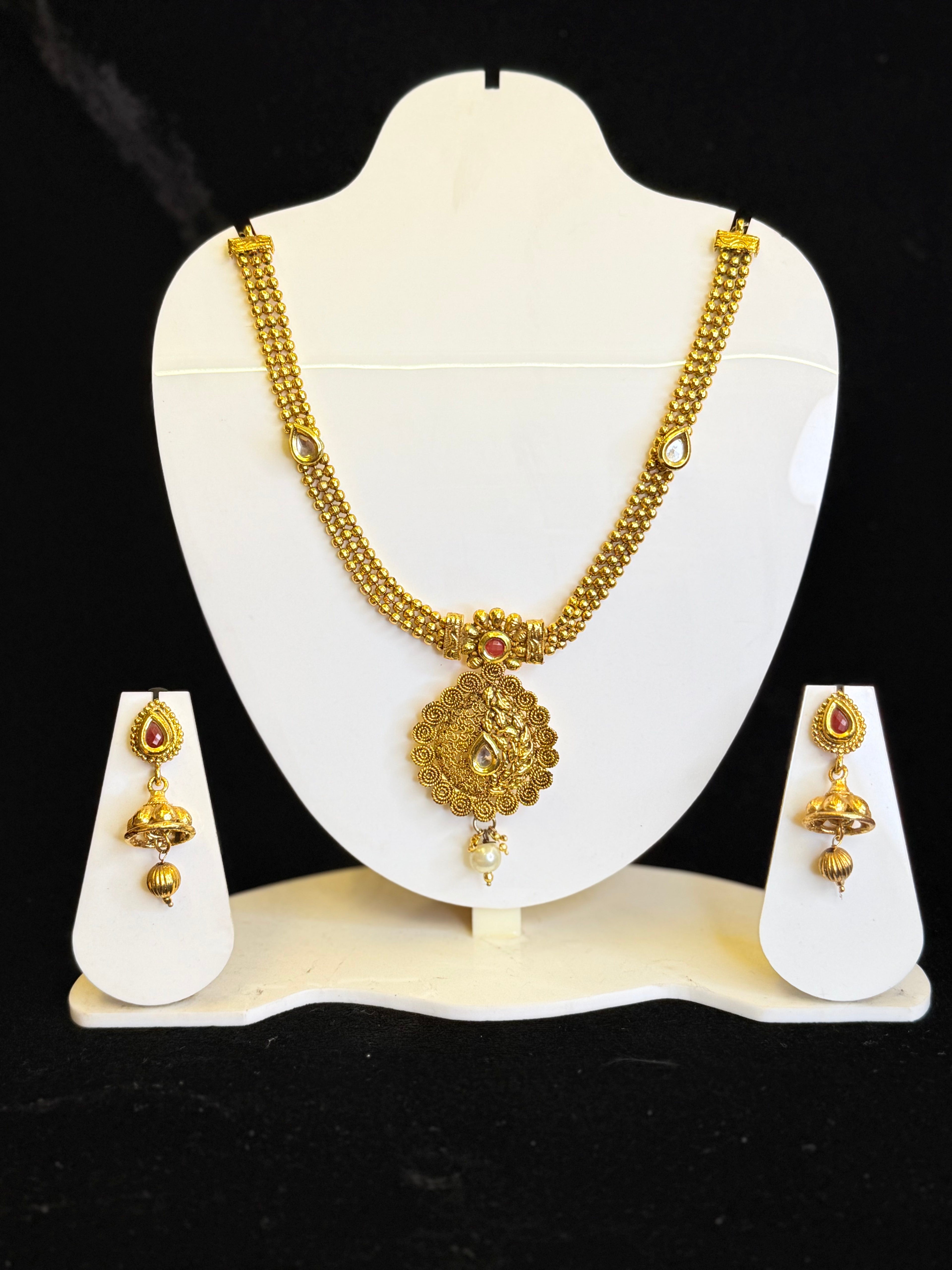 Micro jewellery necklace set