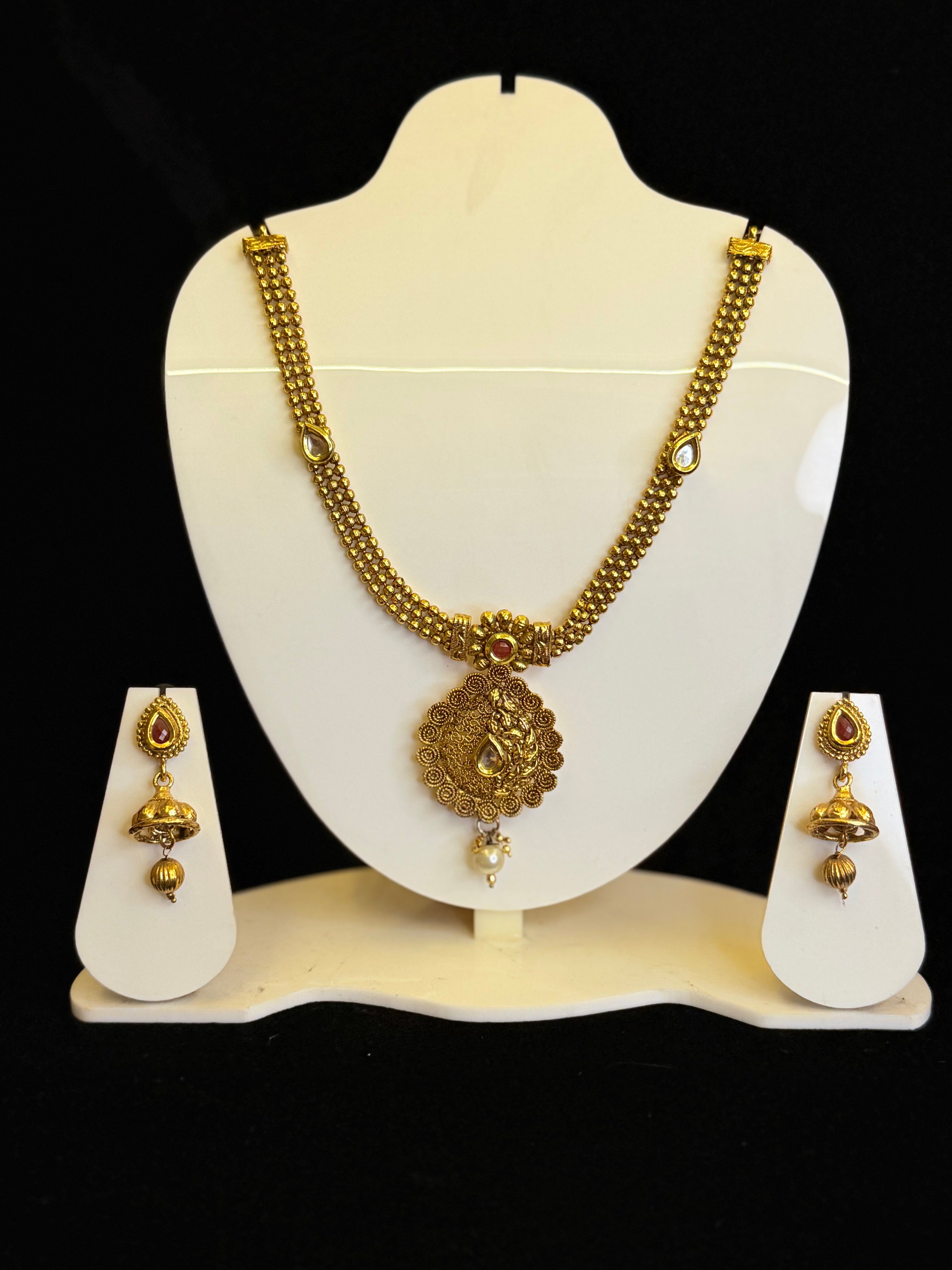 Micro jewellery necklace set